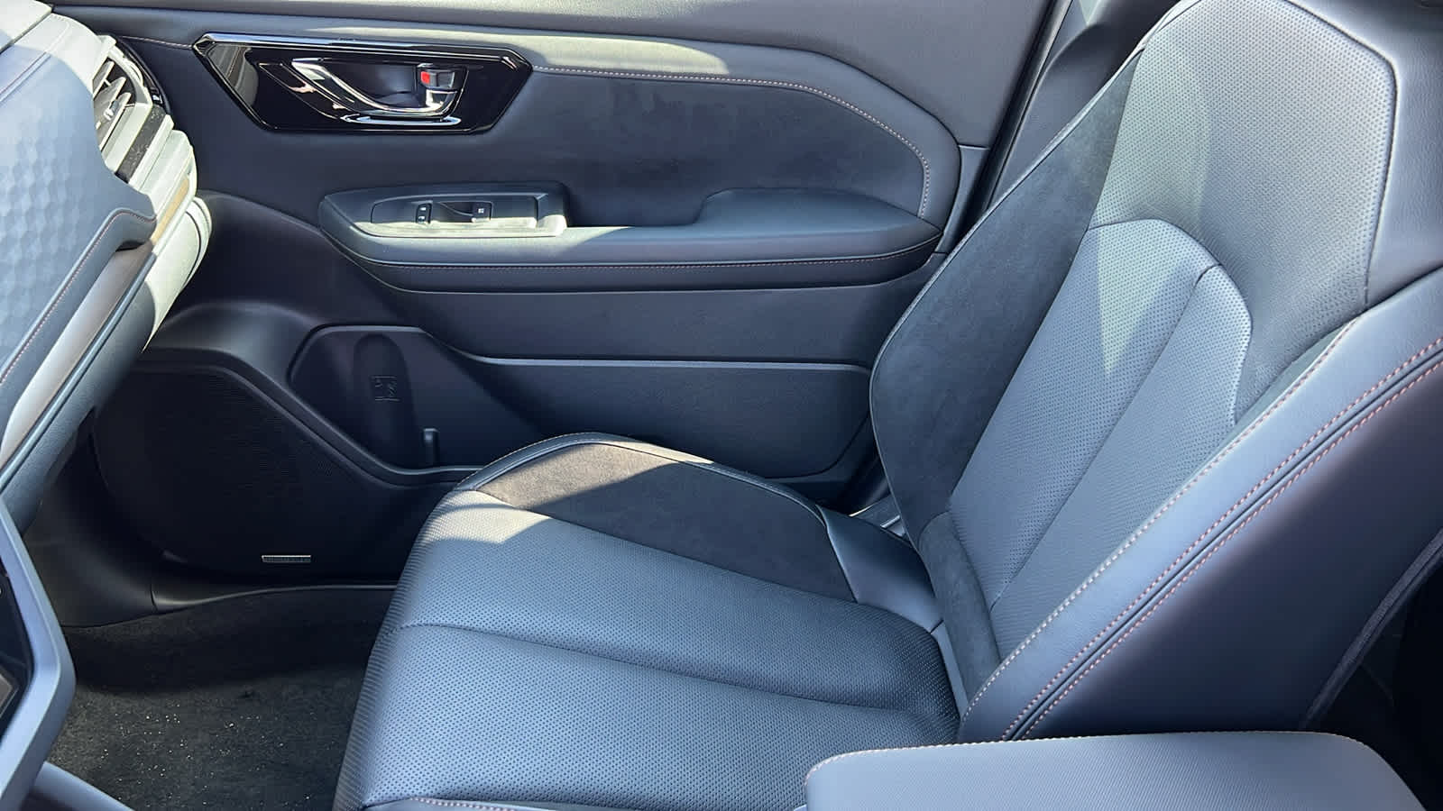 Thumbnail: 2026 Subaru Forester - 12