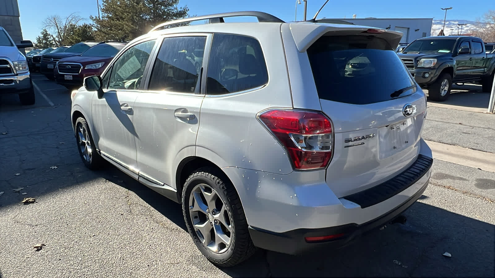 Thumbnail: 2015 Subaru Forester - 15