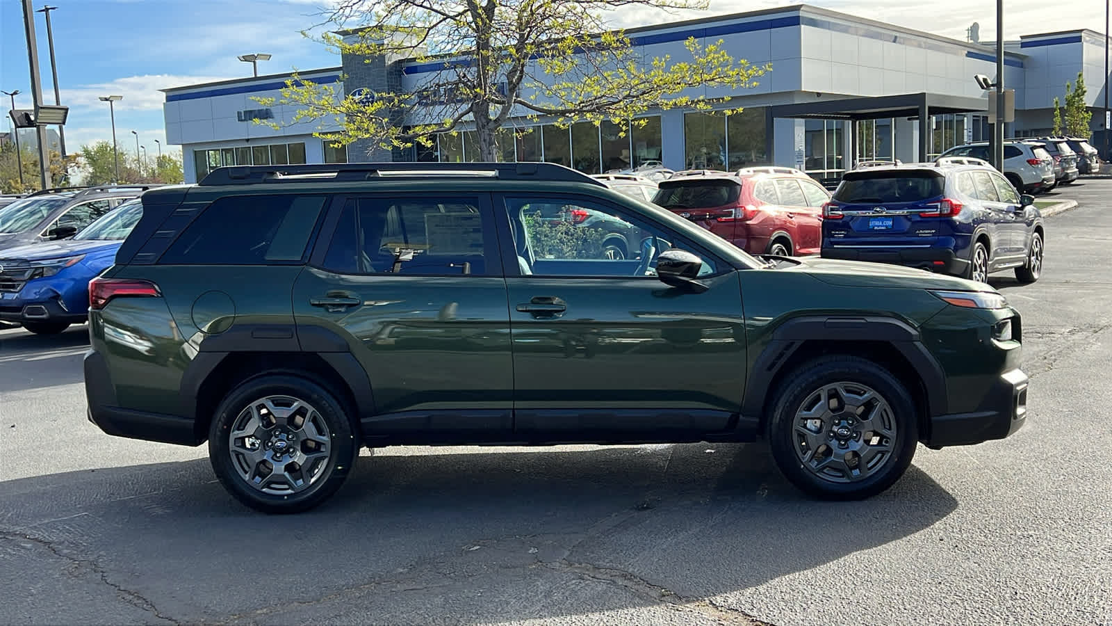 Thumbnail: 2026 Subaru Outback - 4