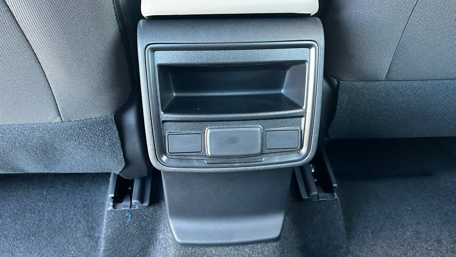 Thumbnail: 2026 Subaru Forester - 25