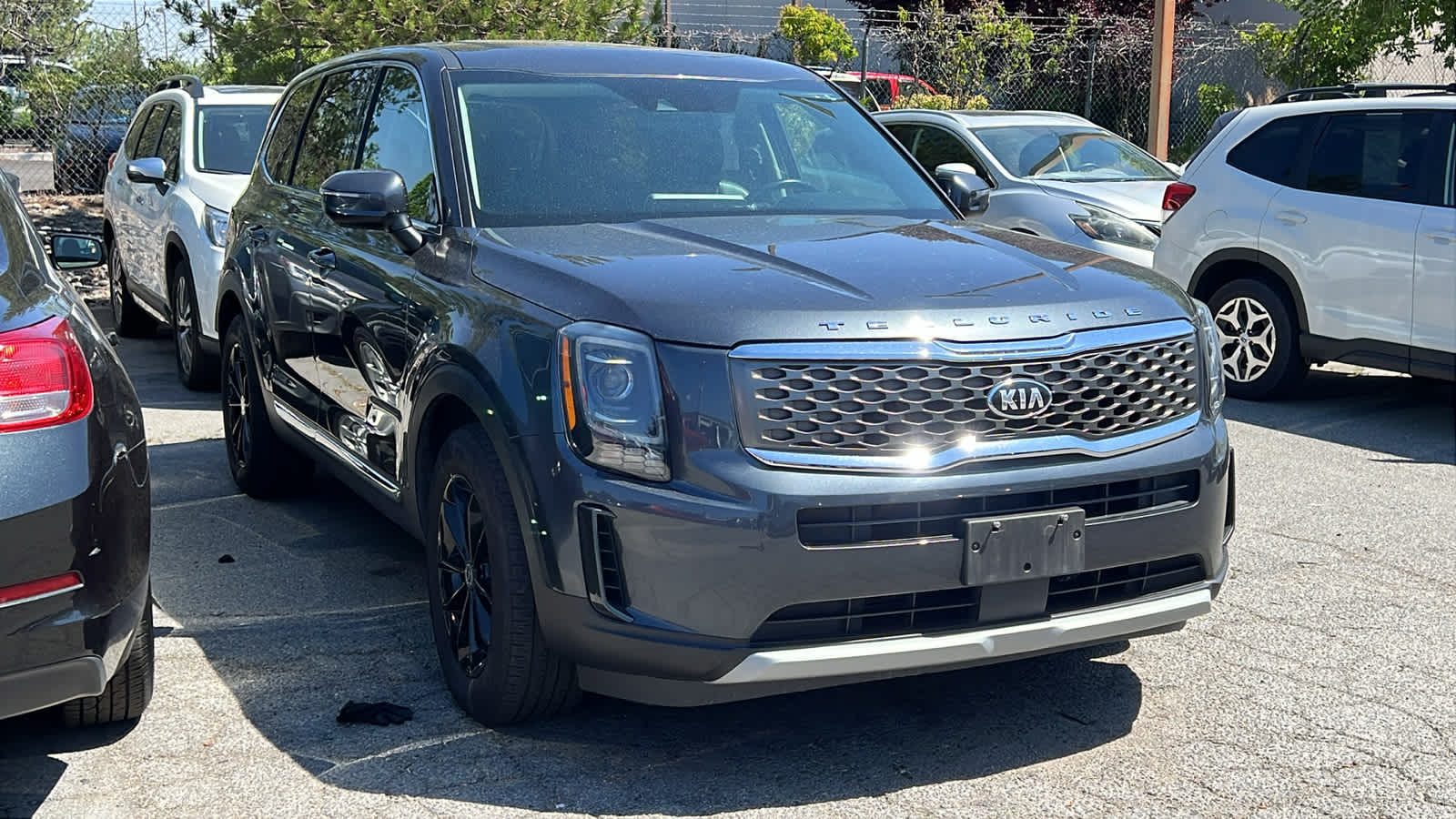 2020 Kia Telluride LX 3