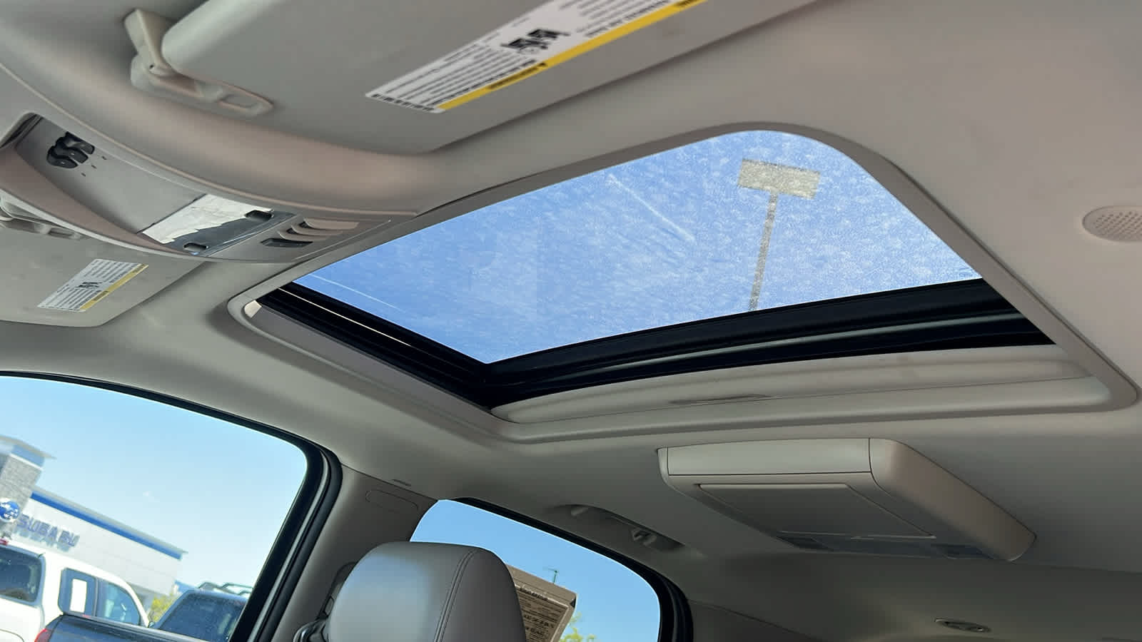 Thumbnail: 2011 Chevrolet Tahoe - 30