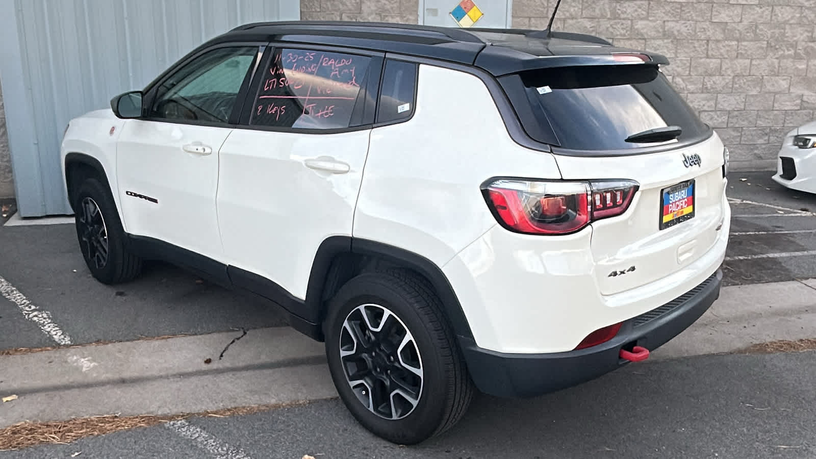 Thumbnail: 2020 Jeep Compass - 8