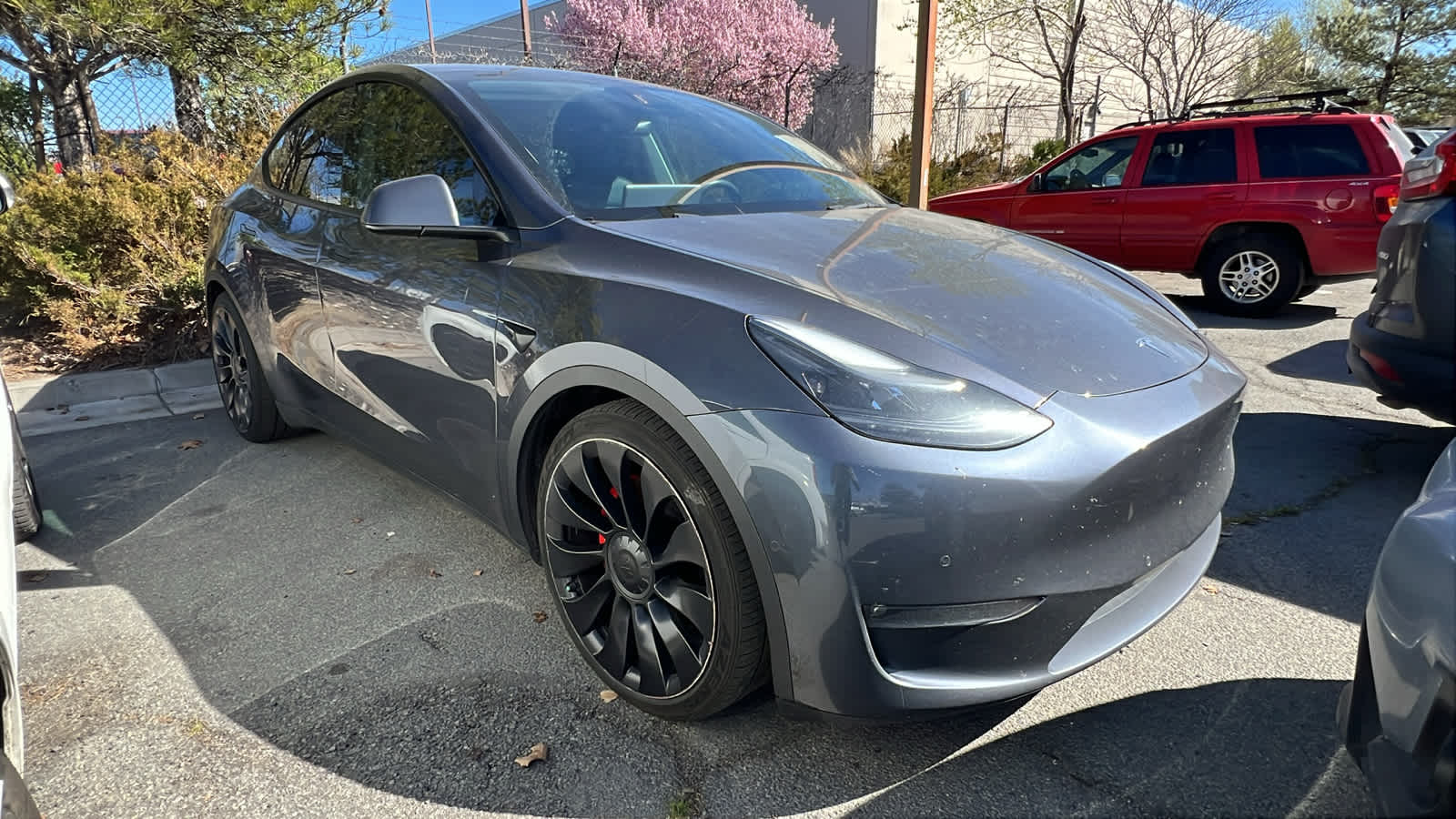 Thumbnail: 2022 Tesla Model Y - 18