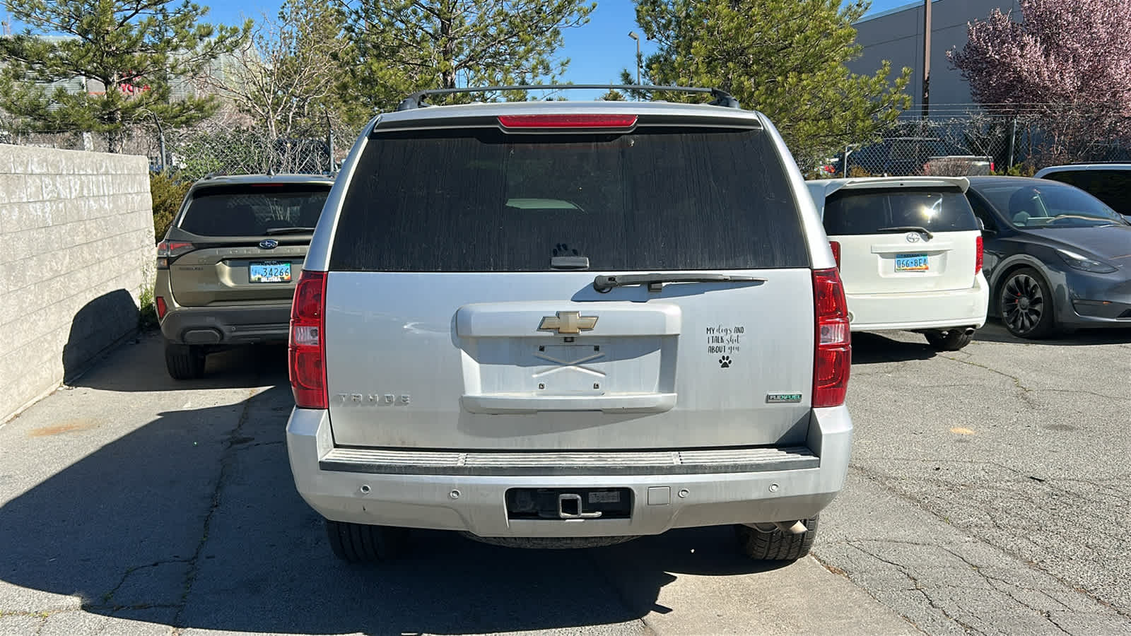 Thumbnail: 2011 Chevrolet Tahoe - 12