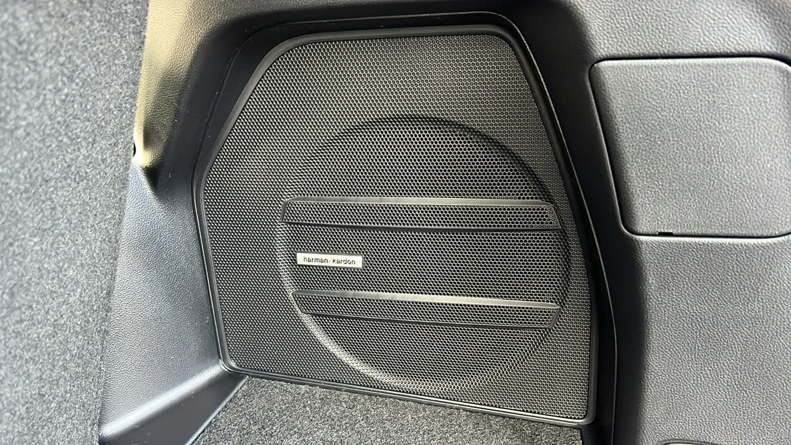 Thumbnail: 2025 Subaru Ascent - 31