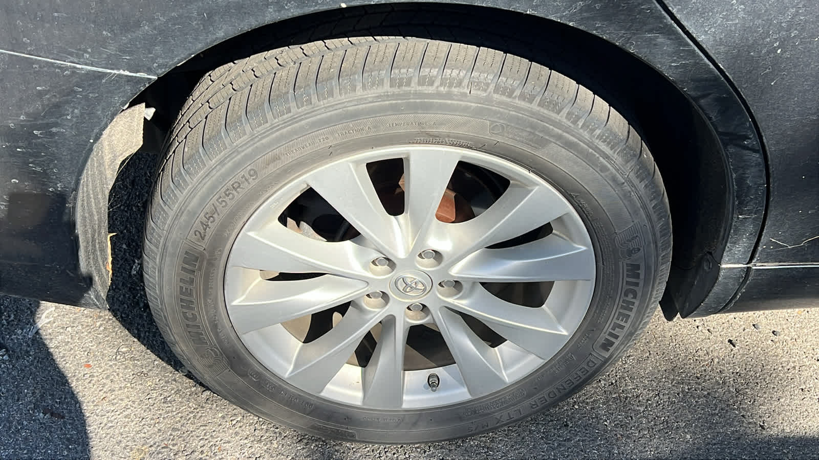 Thumbnail: 2013 Toyota Venza - 8