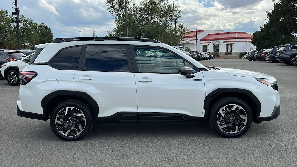 New 2025 Subaru Forester Hybrid Premium SUV