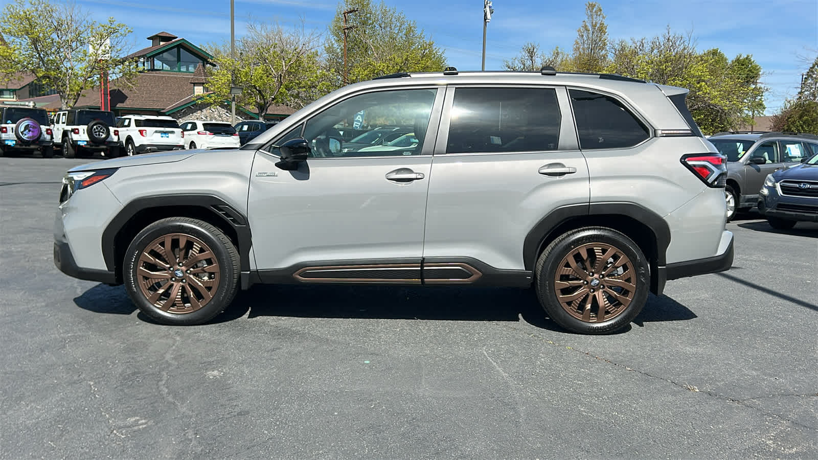 Thumbnail: 2025 Subaru Forester - 9