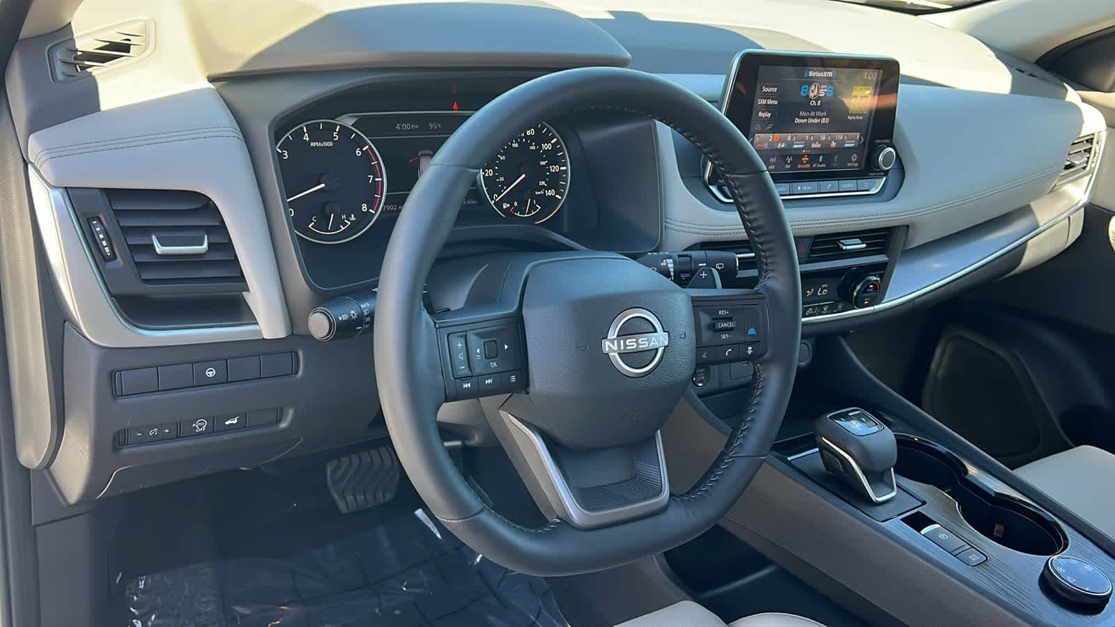 Thumbnail: 2025 Nissan Rogue - 10