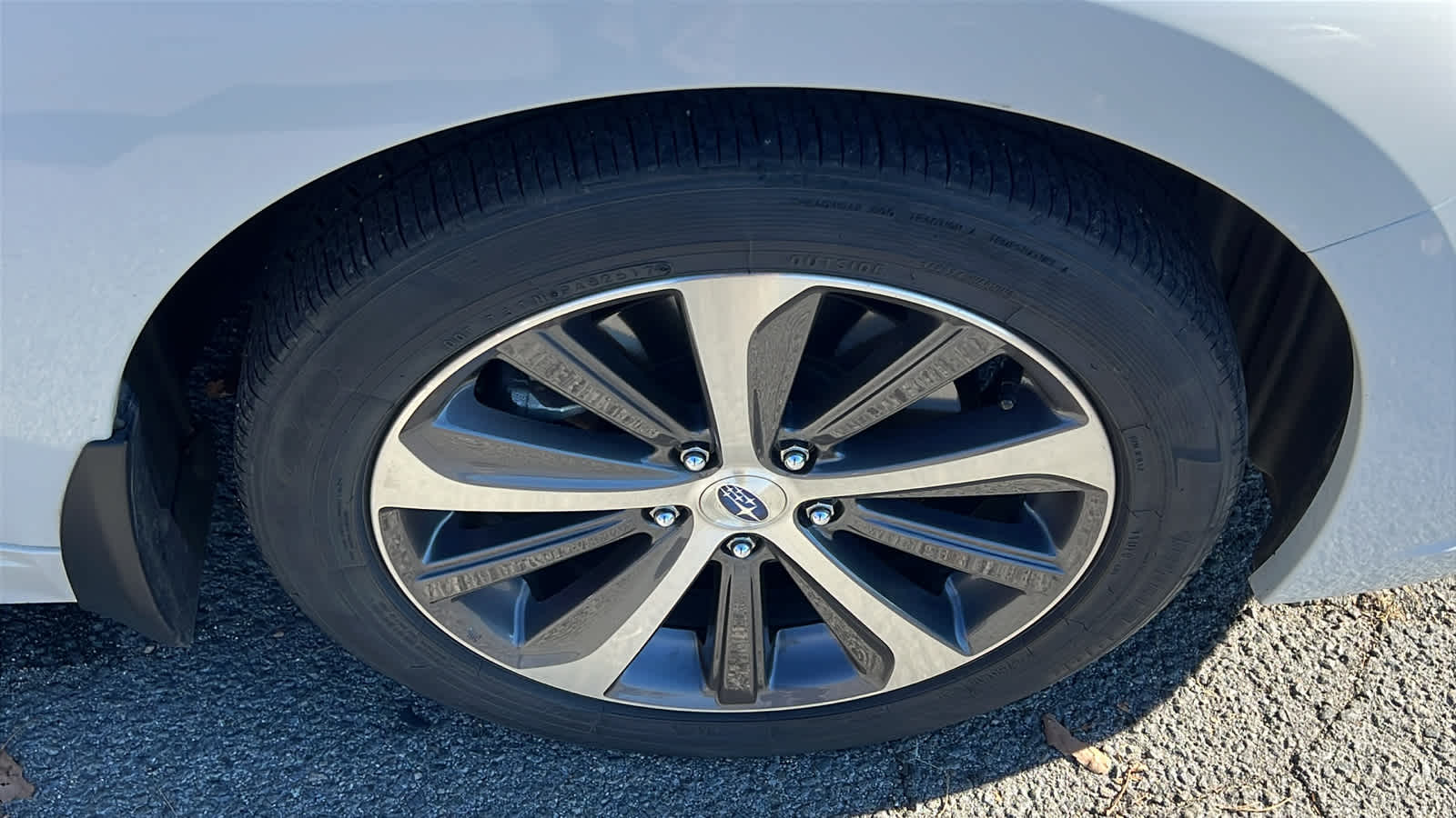 Thumbnail: 2017 Subaru Legacy - 6