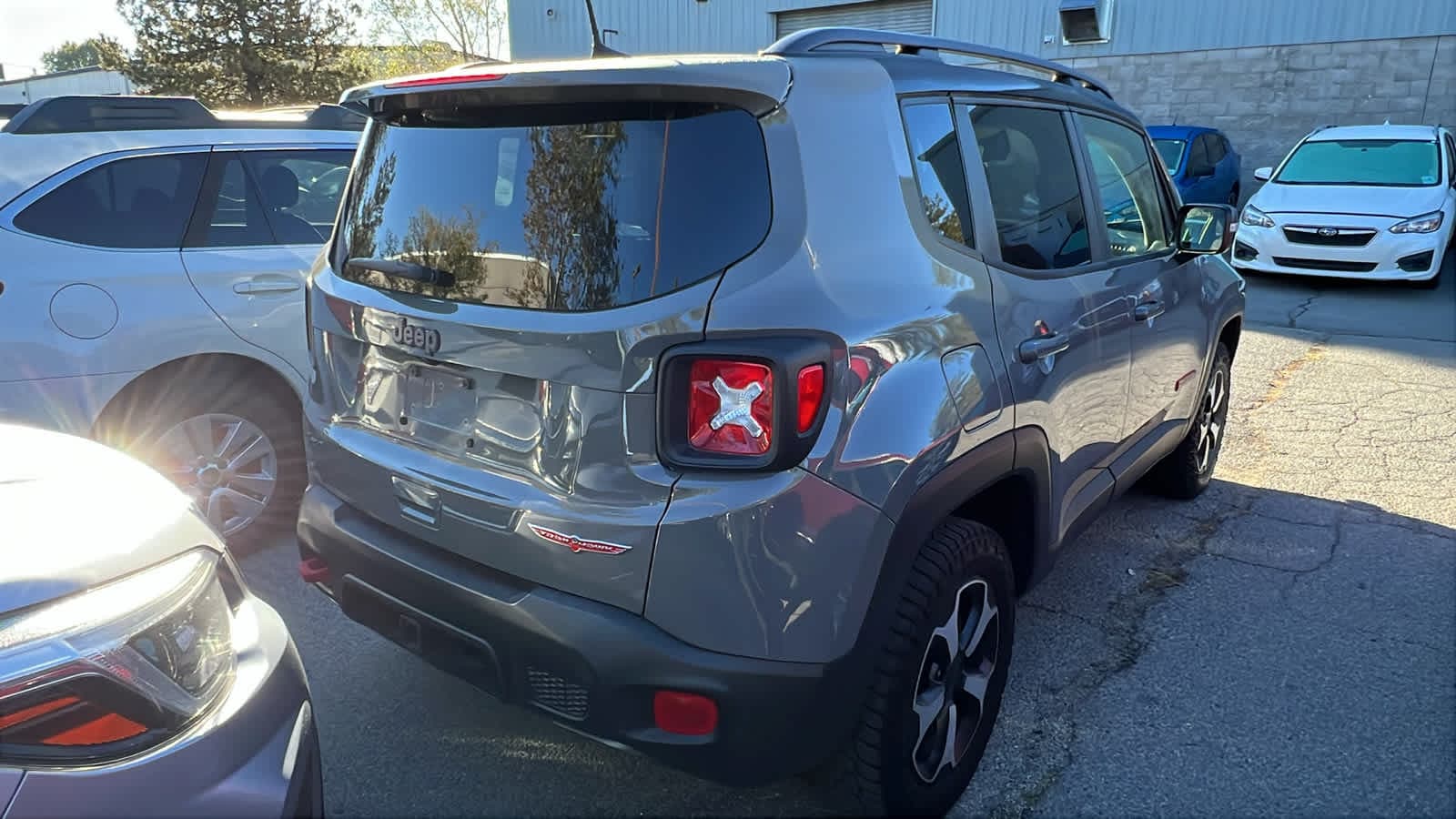 Thumbnail: 2021 Jeep Renegade - 12