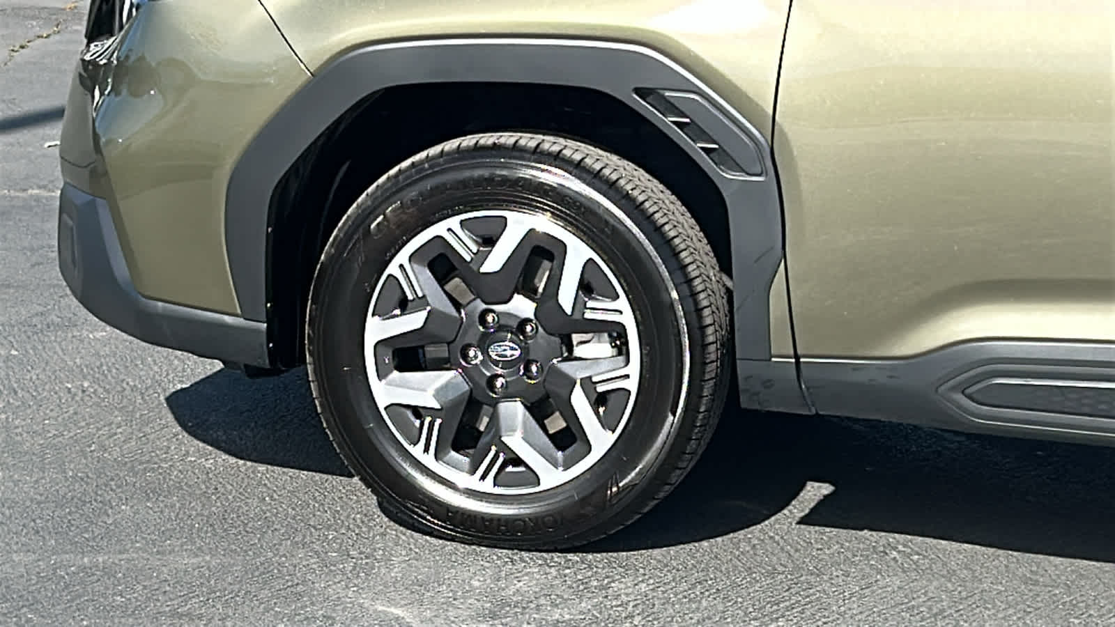 Thumbnail: 2026 Subaru Forester - 10