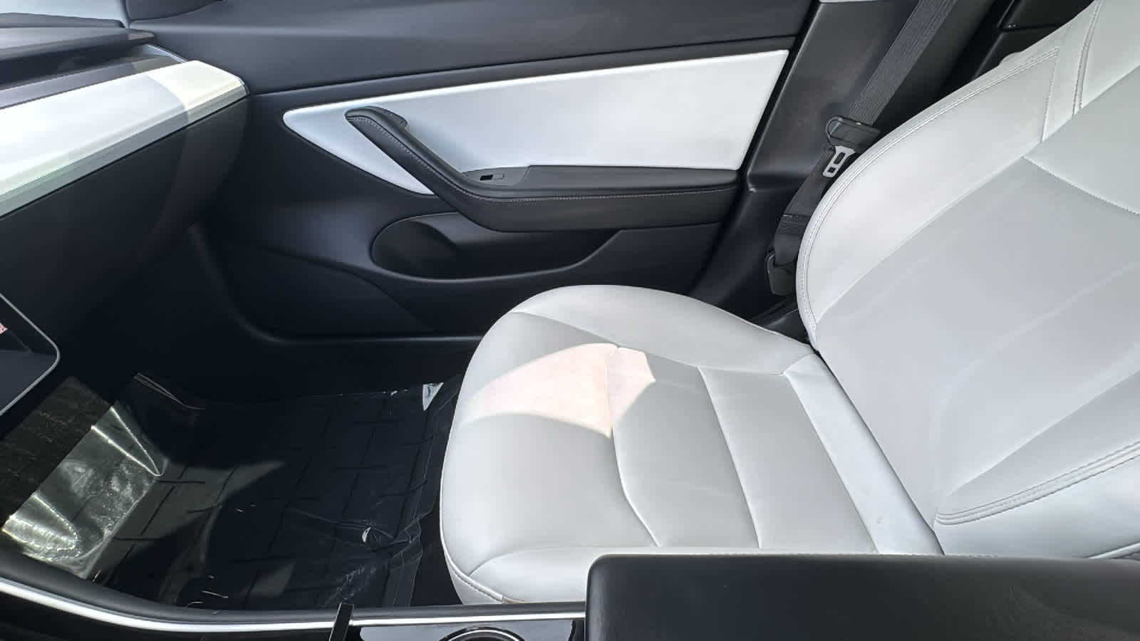 Thumbnail: 2019 Tesla Model 3 - 12