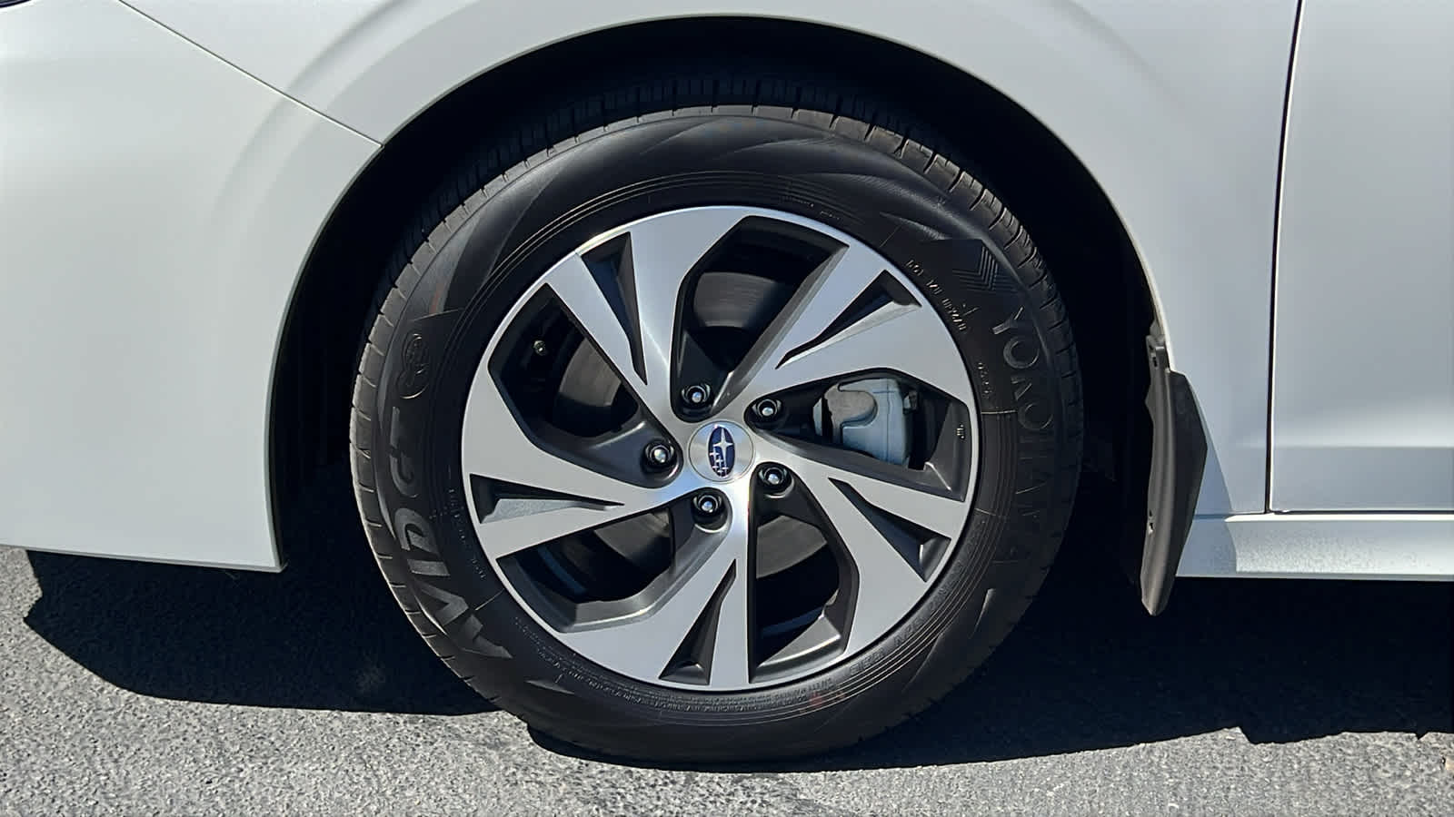 Thumbnail: 2025 Subaru Legacy - 10