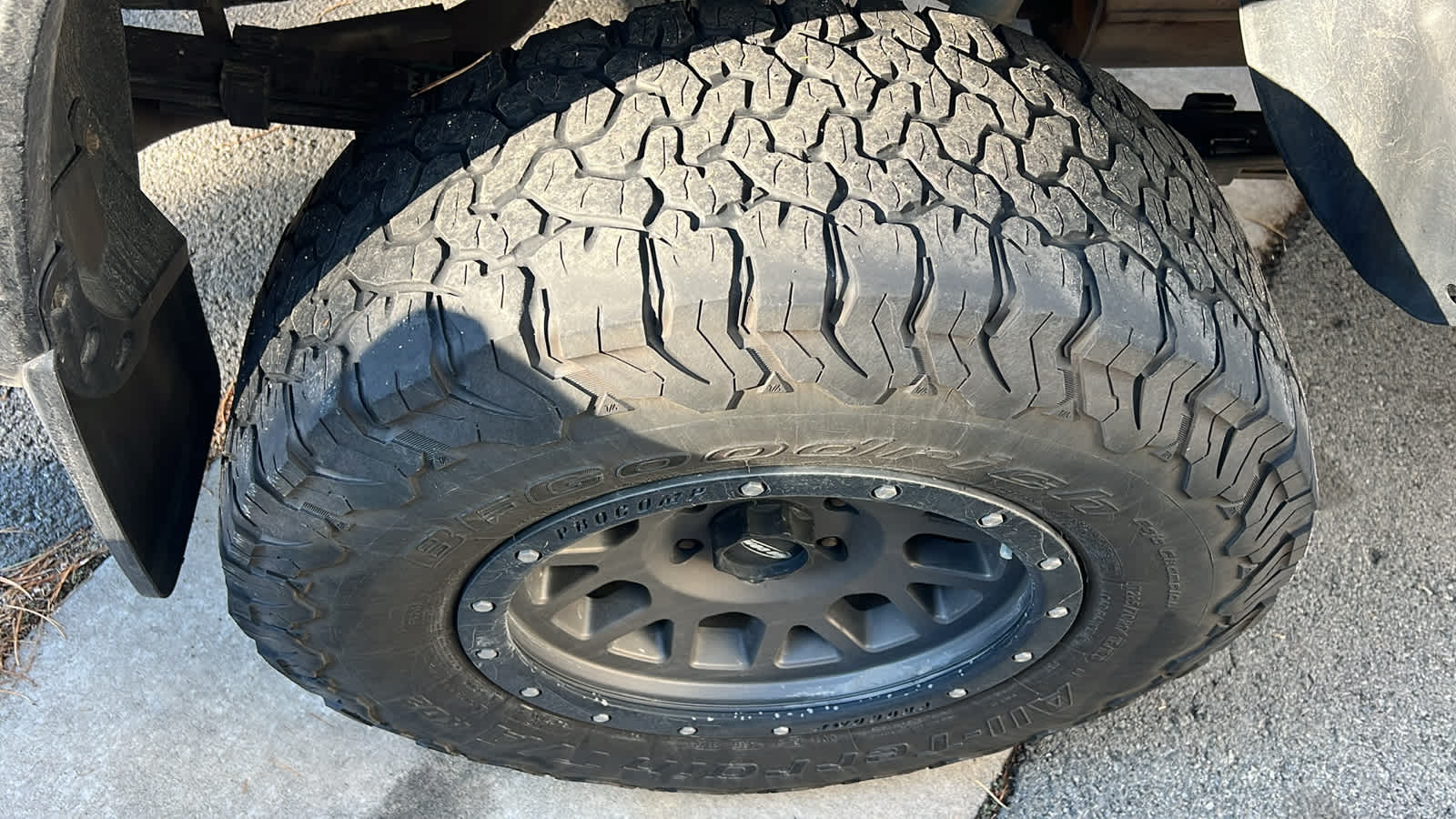 Thumbnail: 2017 Toyota Tacoma - 17