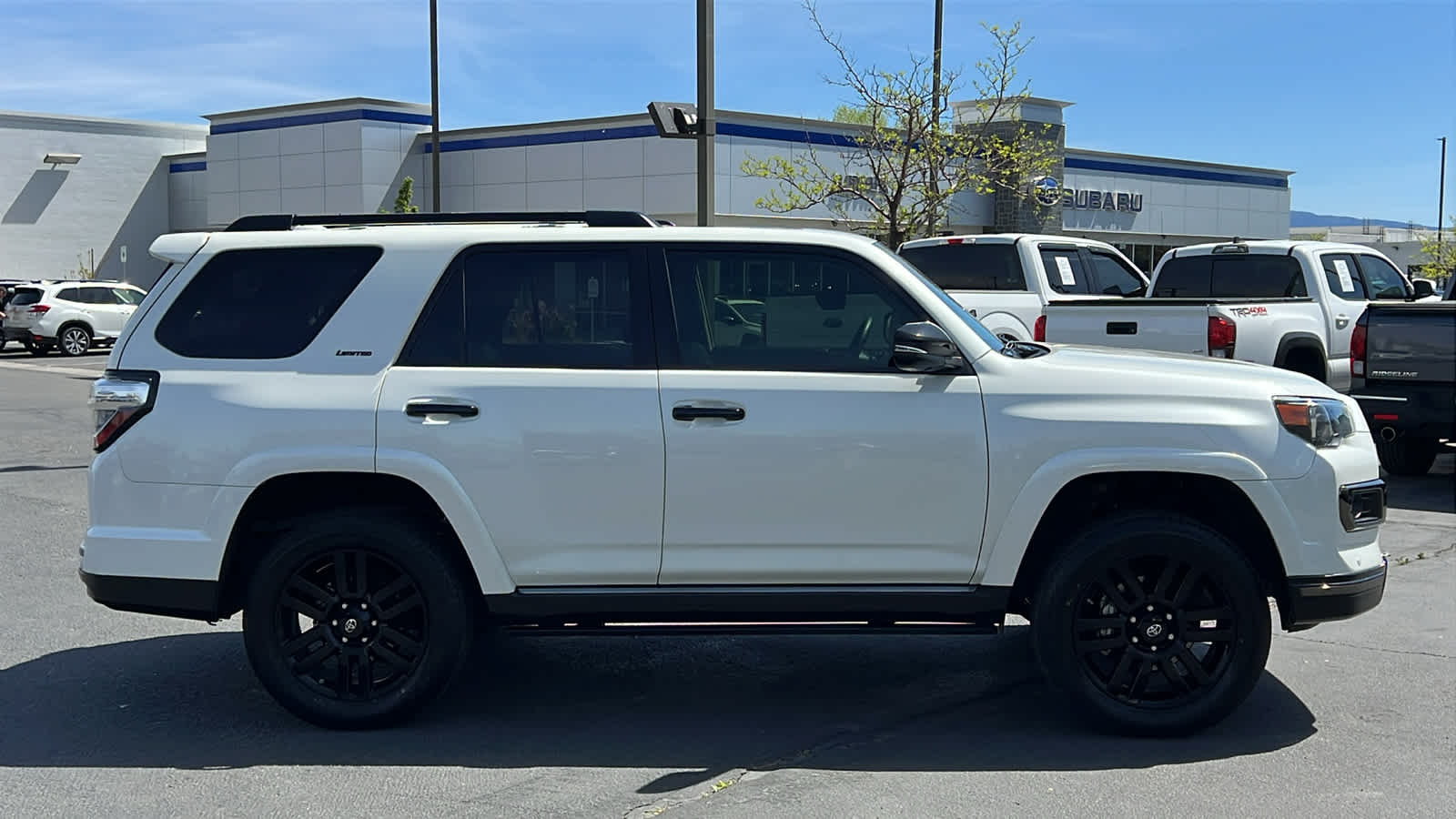 Thumbnail: 2020 Toyota 4Runner - 4