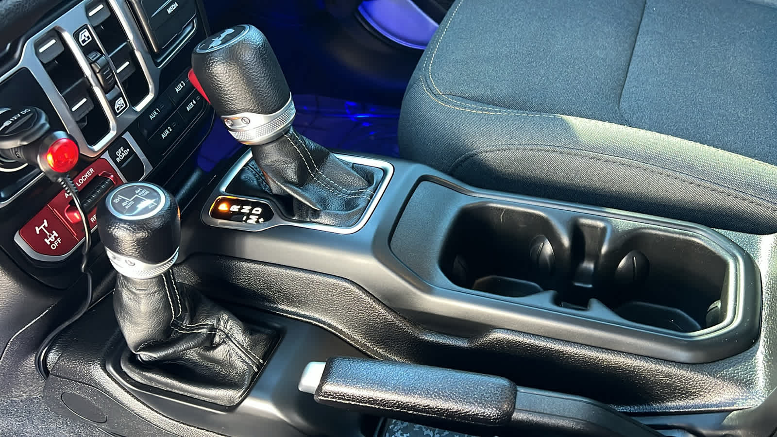 Thumbnail: 2024 Jeep Wrangler - 13