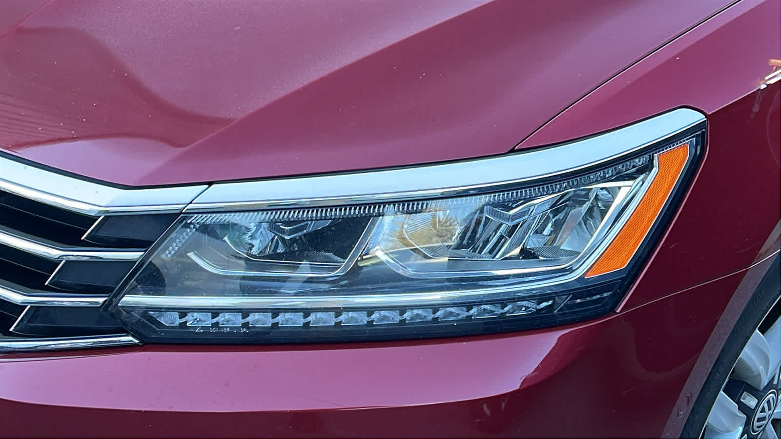 Thumbnail: 2017 Volkswagen Passat - 2