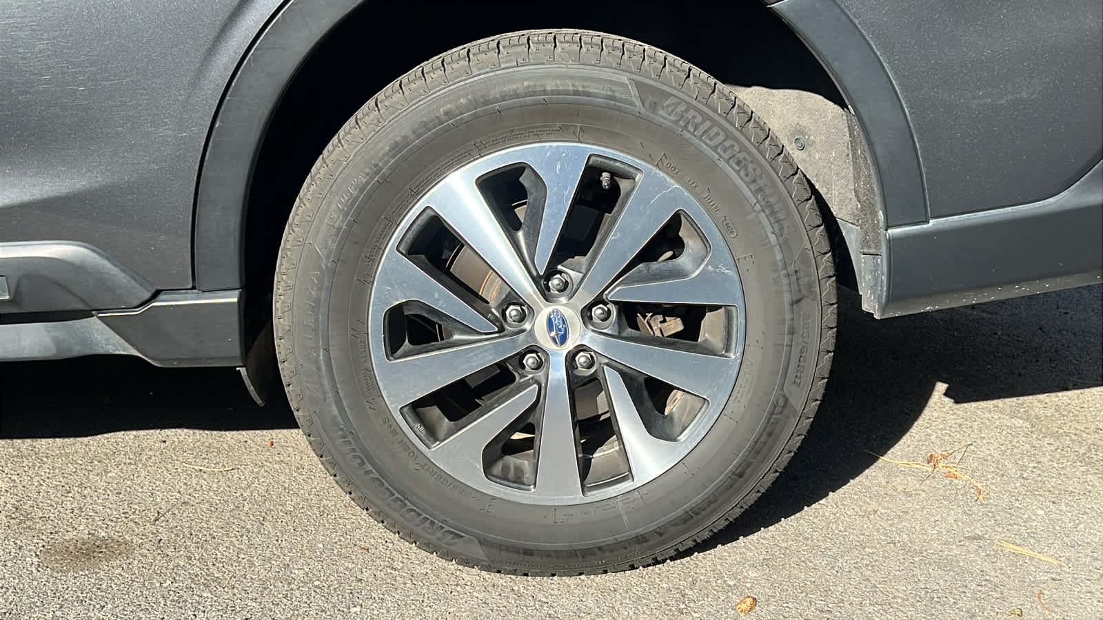 Thumbnail: 2021 Subaru Outback - 17
