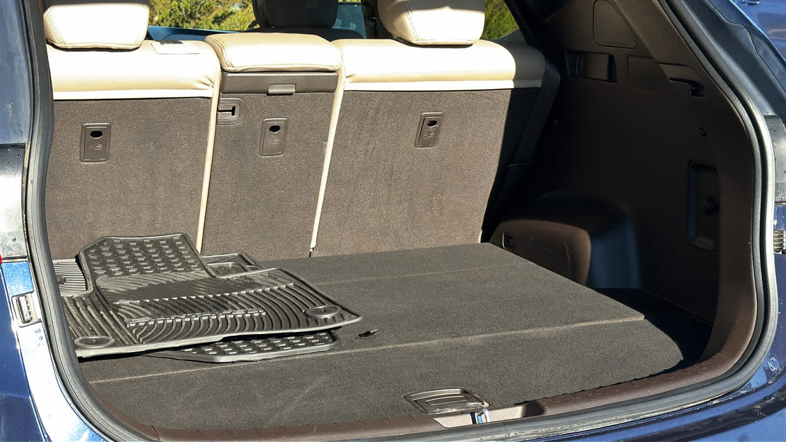 Thumbnail: 2018 Hyundai Santa Fe - 27