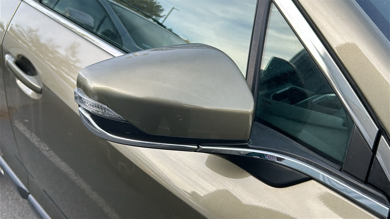 Thumbnail: 2022 Subaru Outback - 18