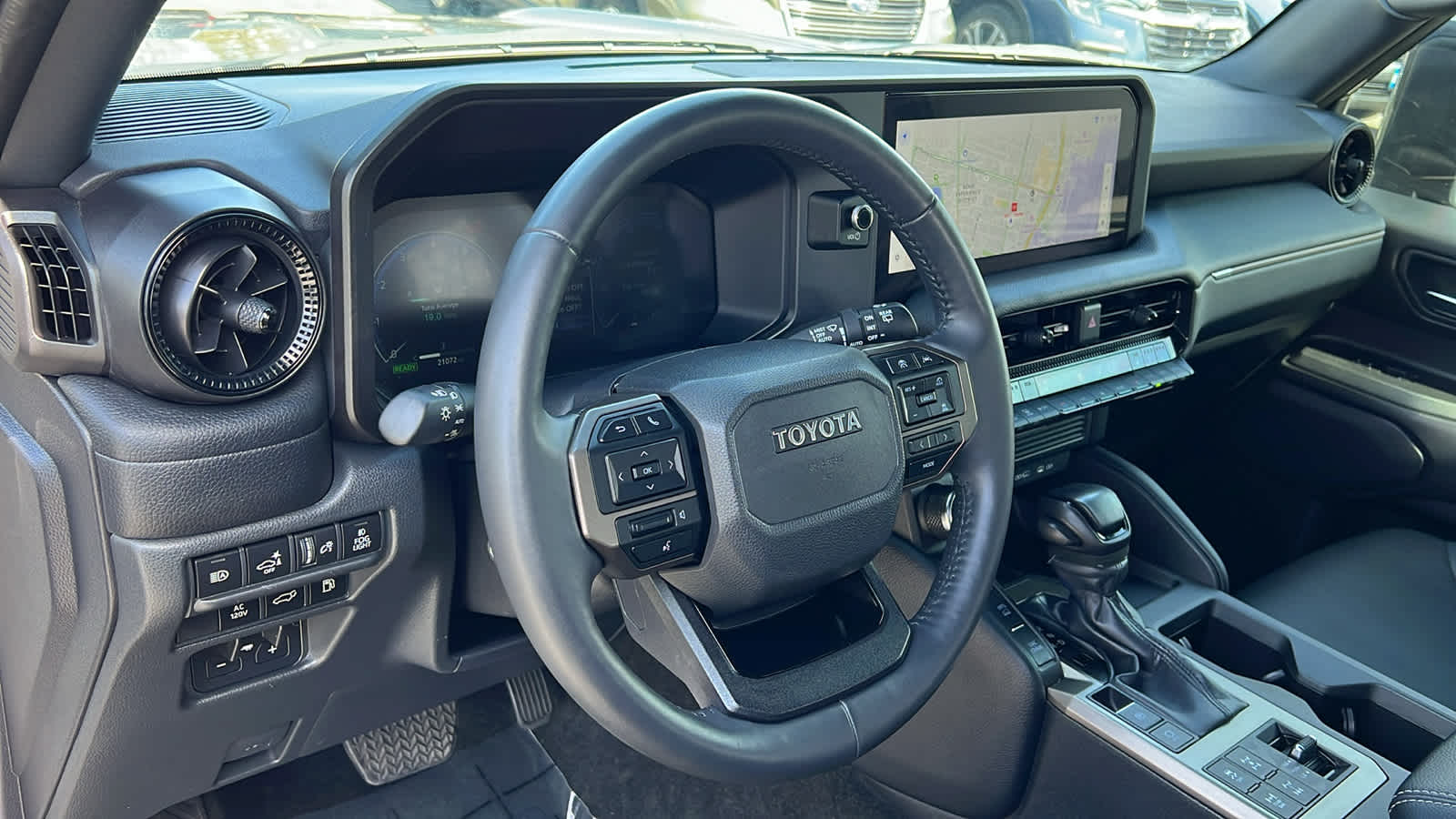 Thumbnail: 2025 Toyota Land Cruiser - 10