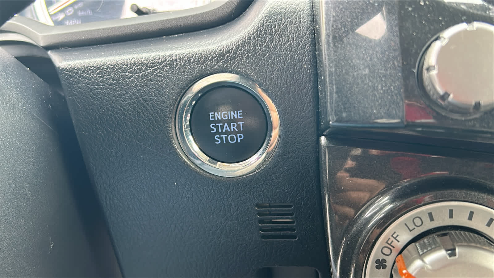 Thumbnail: 2021 Toyota 4Runner - 17