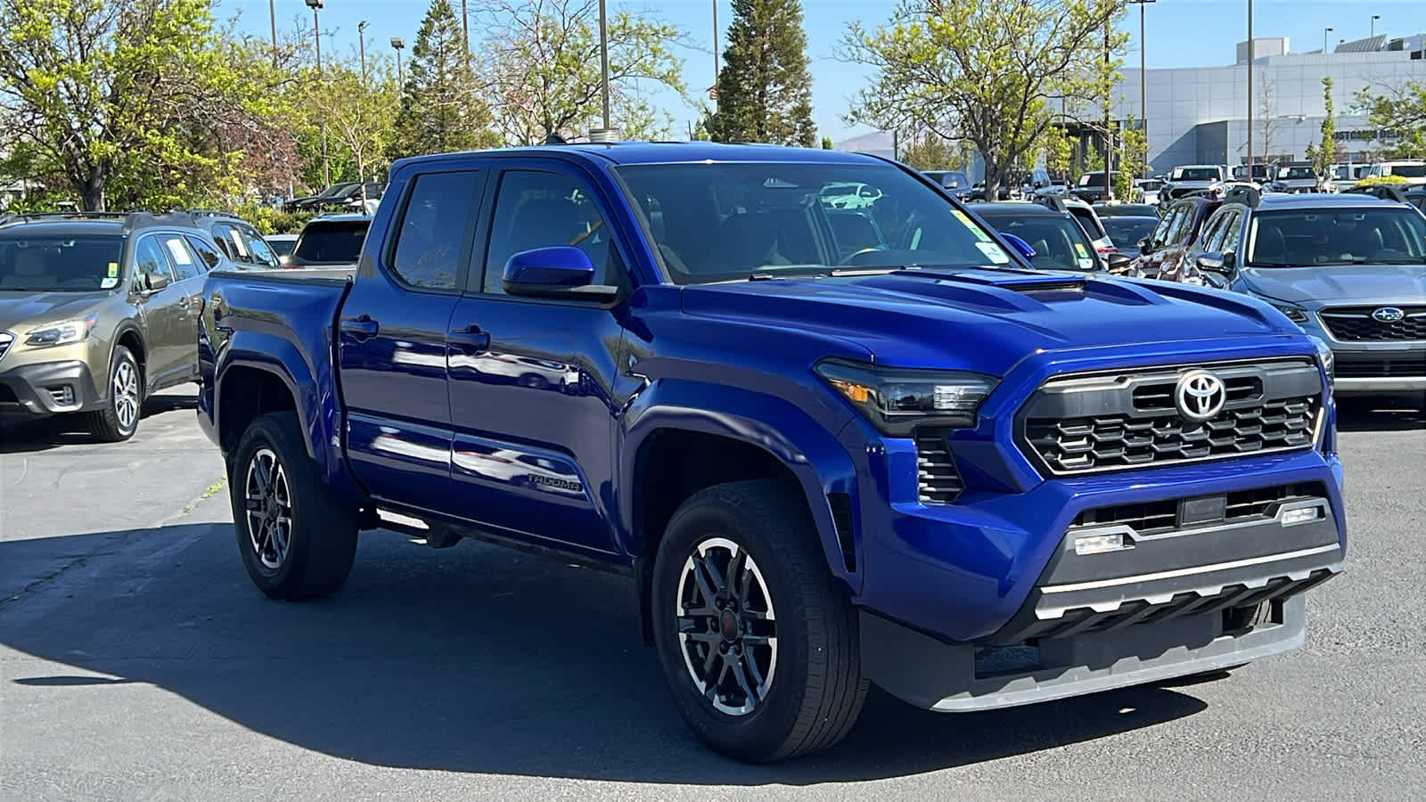 Thumbnail: 2024 Toyota Tacoma - 3