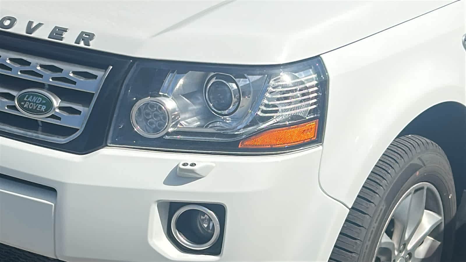 Thumbnail: 2014 Land Rover LR2 - 2