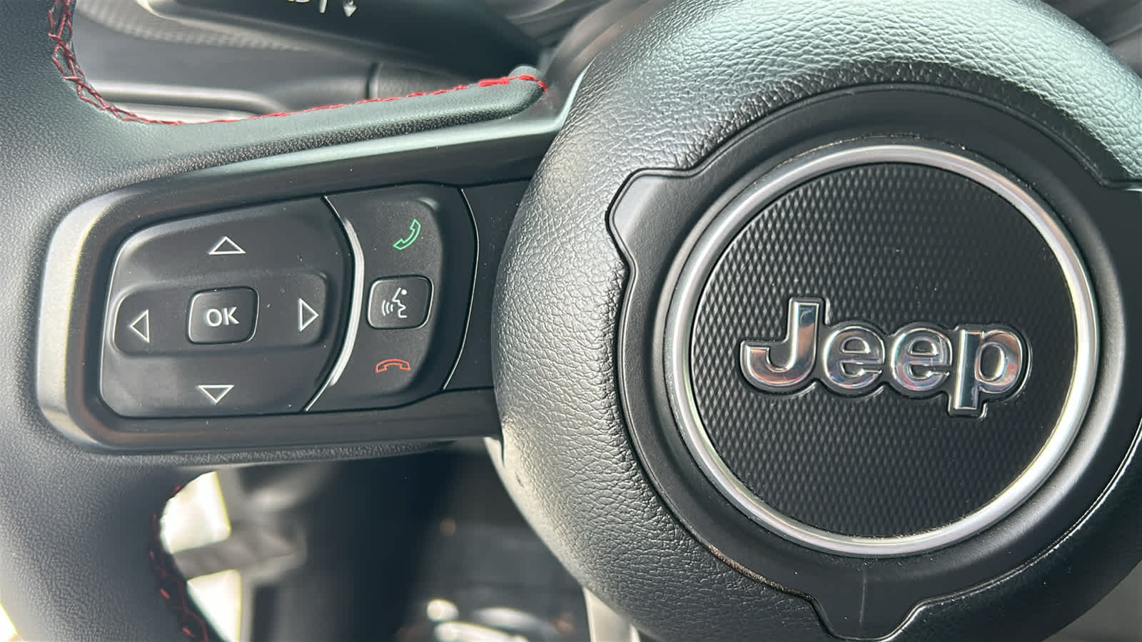 Thumbnail: 2024 Jeep Wrangler - 19