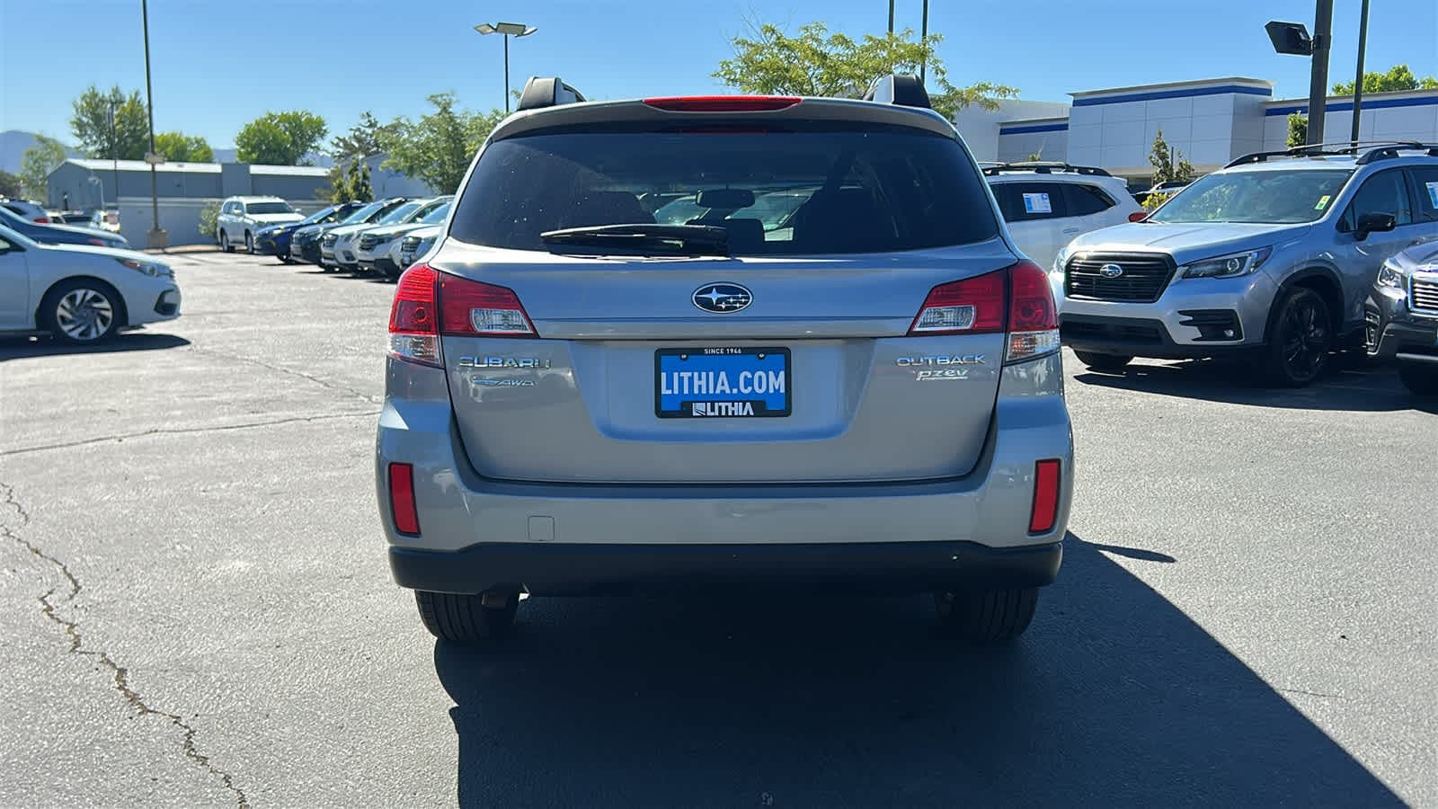 Thumbnail: 2010 Subaru Outback - 6