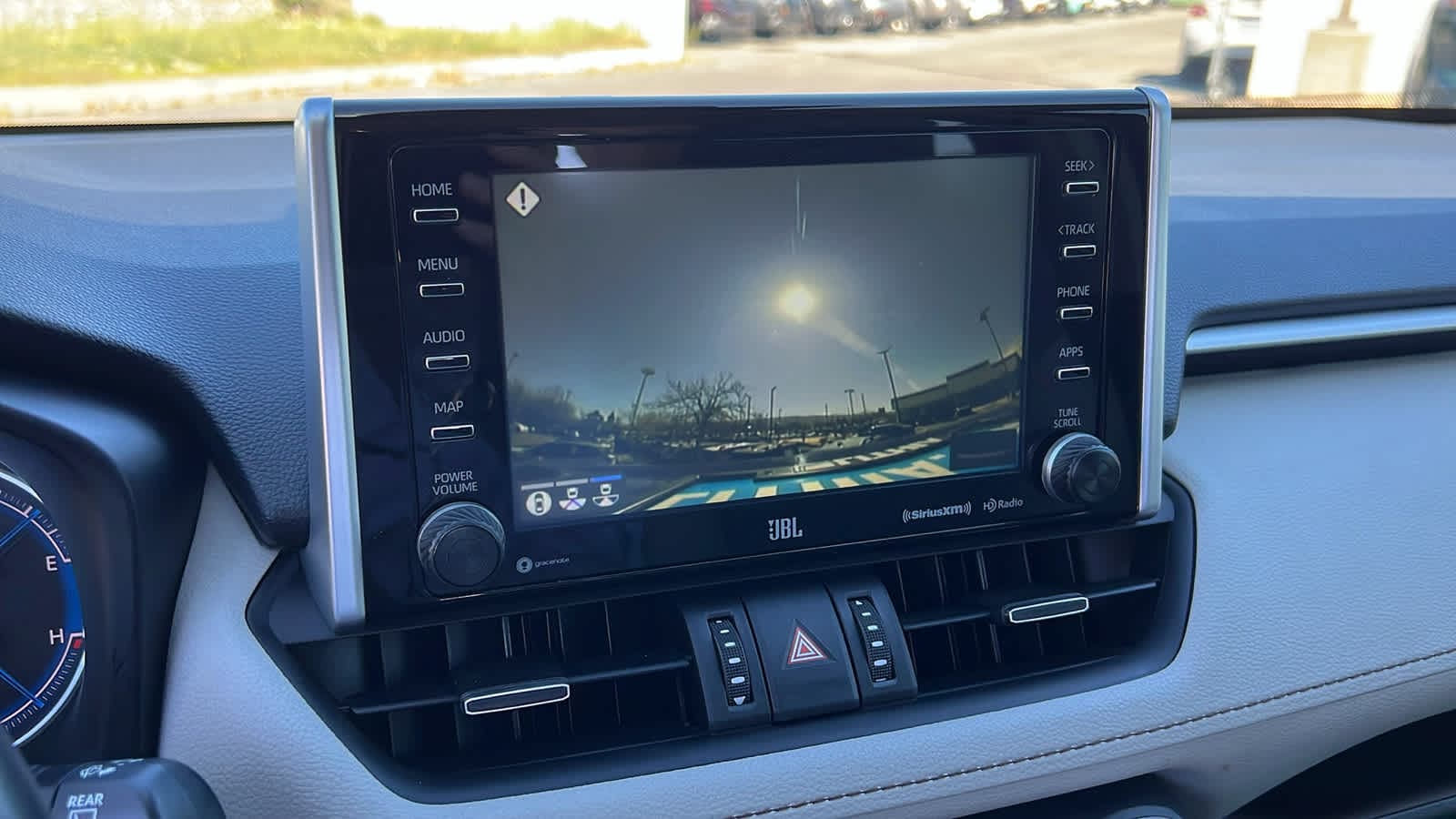 Thumbnail: 2021 Toyota RAV4 - 16