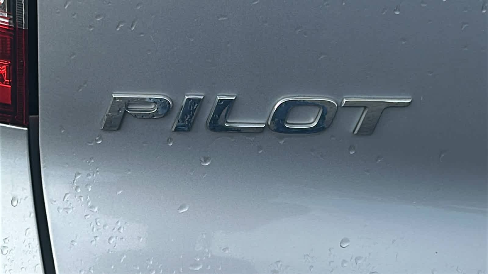 Thumbnail: 2019 Honda Pilot - 28