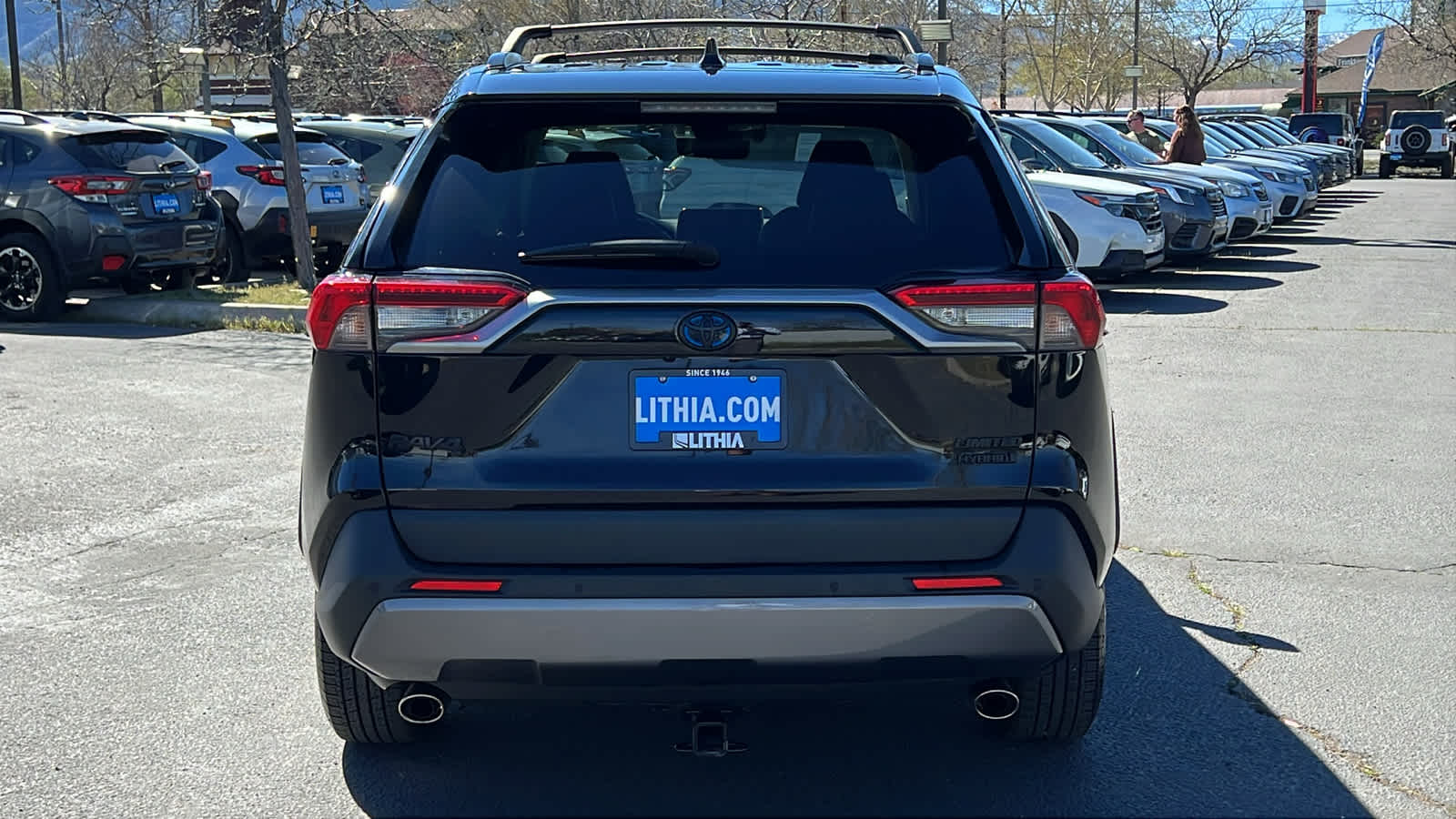 Thumbnail: 2021 Toyota RAV4 - 6