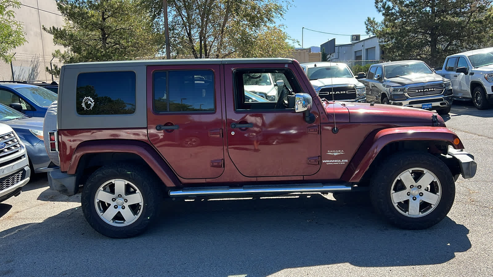 Thumbnail: 2010 Jeep Wrangler - 8