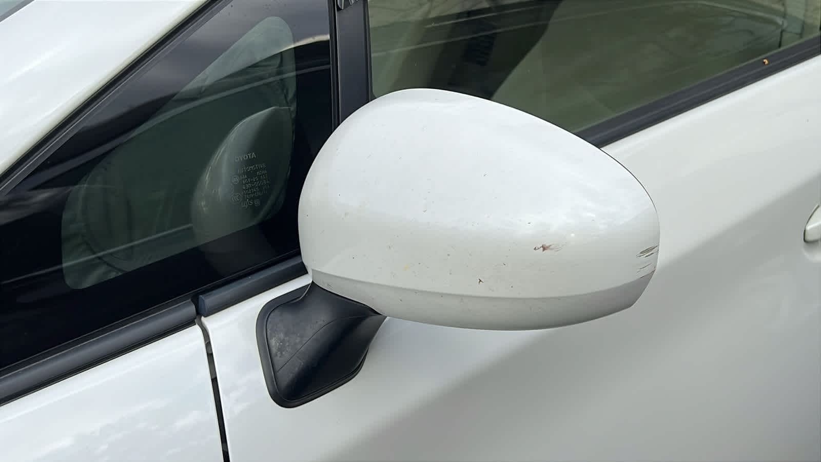 Thumbnail: 2013 Toyota Prius - 5