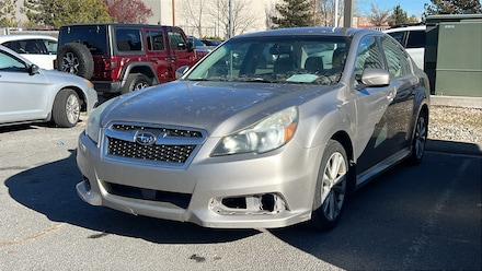 2014 Subaru Legacy 2.5i Premium (CVT) Sedan