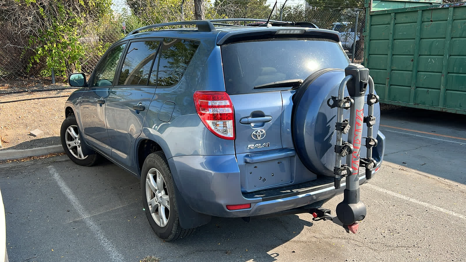 Thumbnail: 2011 Toyota RAV4 - 16