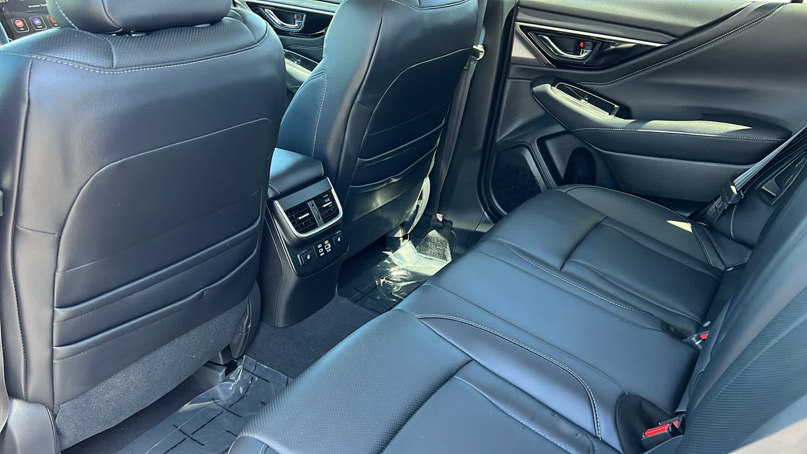 Thumbnail: 2025 Subaru Outback - 25