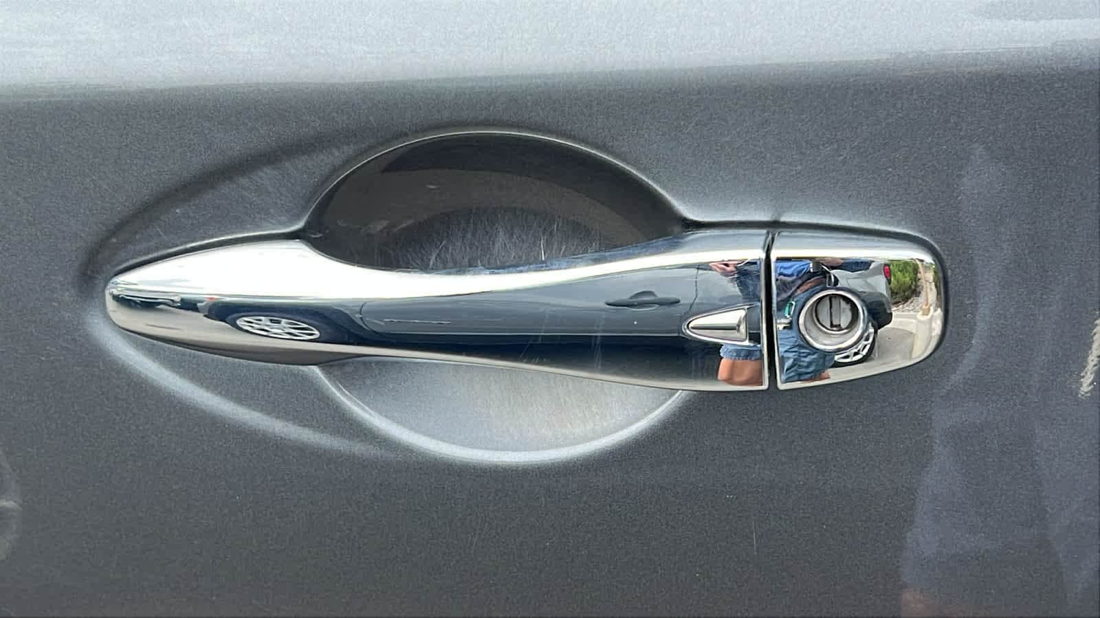 Thumbnail: 2020 Nissan Pathfinder - 18