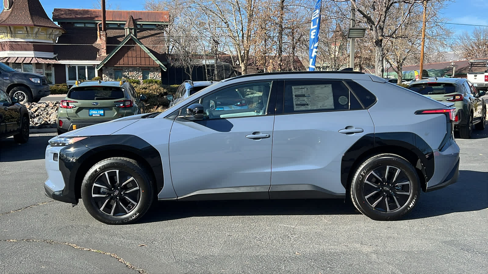 Thumbnail: 2026 Subaru Solterra - 8