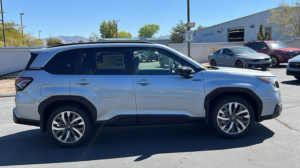 New 2025 Subaru Forester Hybrid Touring SUV
