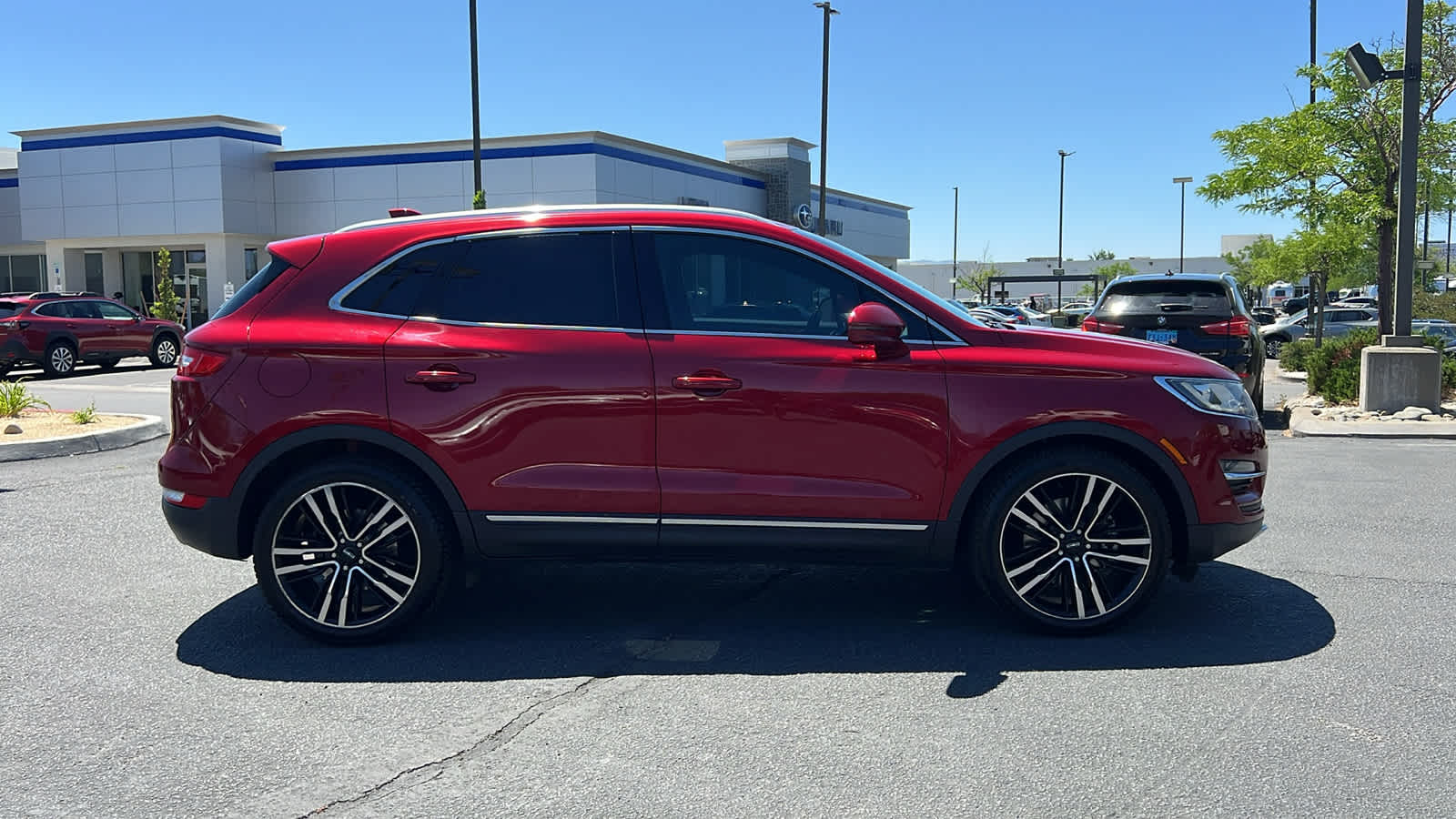 Thumbnail: 2017 Lincoln MKC - 4