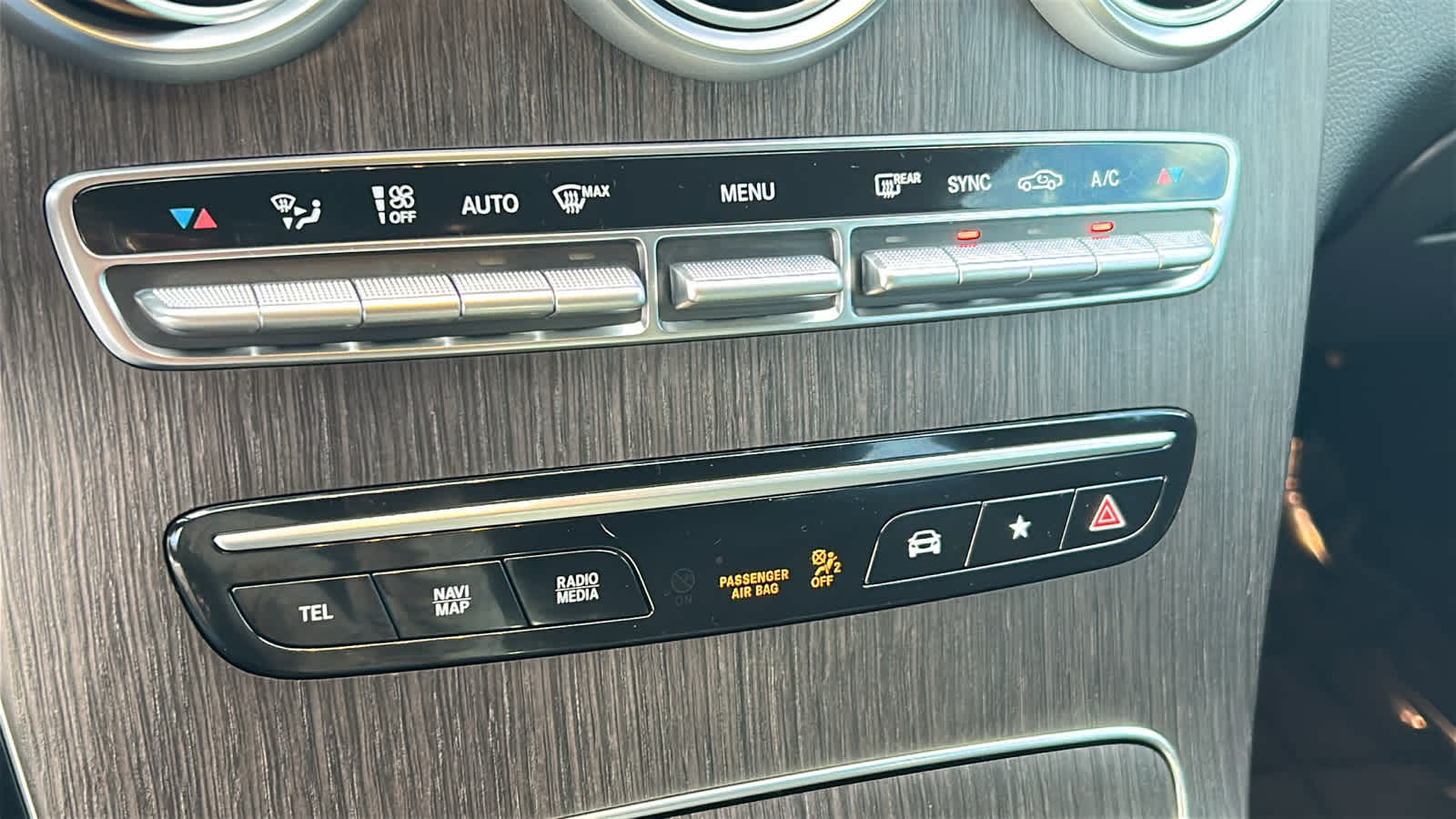 Thumbnail: 2022 Mercedes-Benz GLC - 14