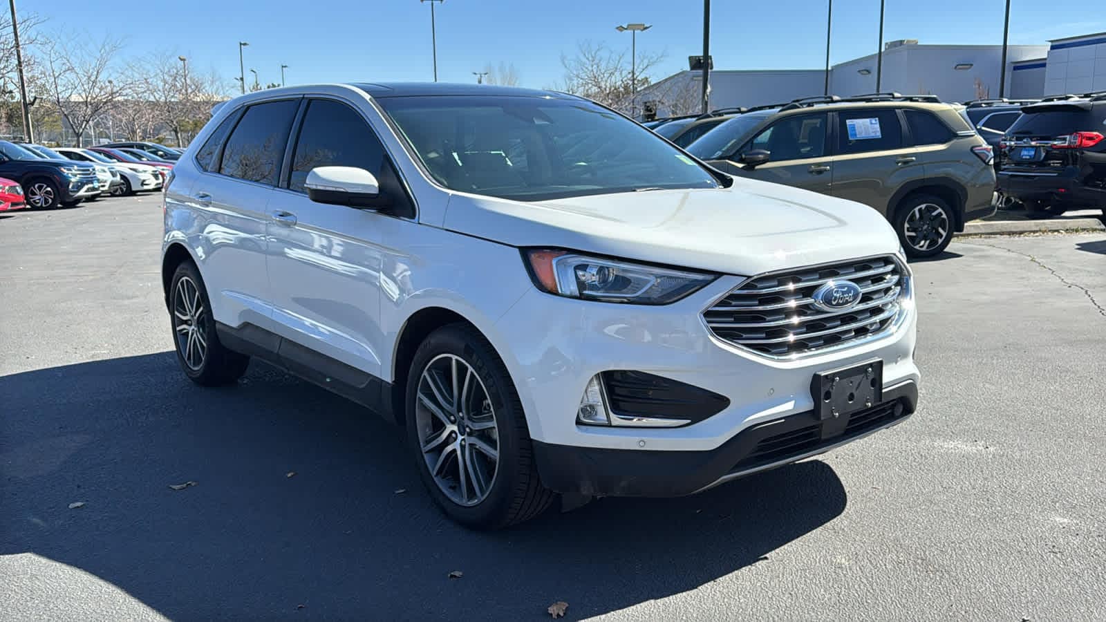 Thumbnail: 2020 Ford Edge - 3