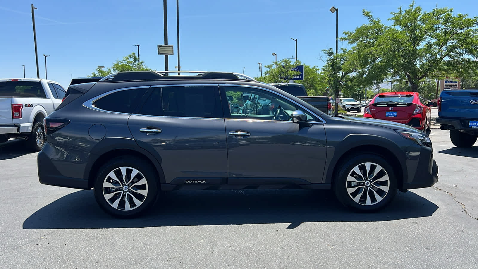 2024 Subaru Outback Touring 4