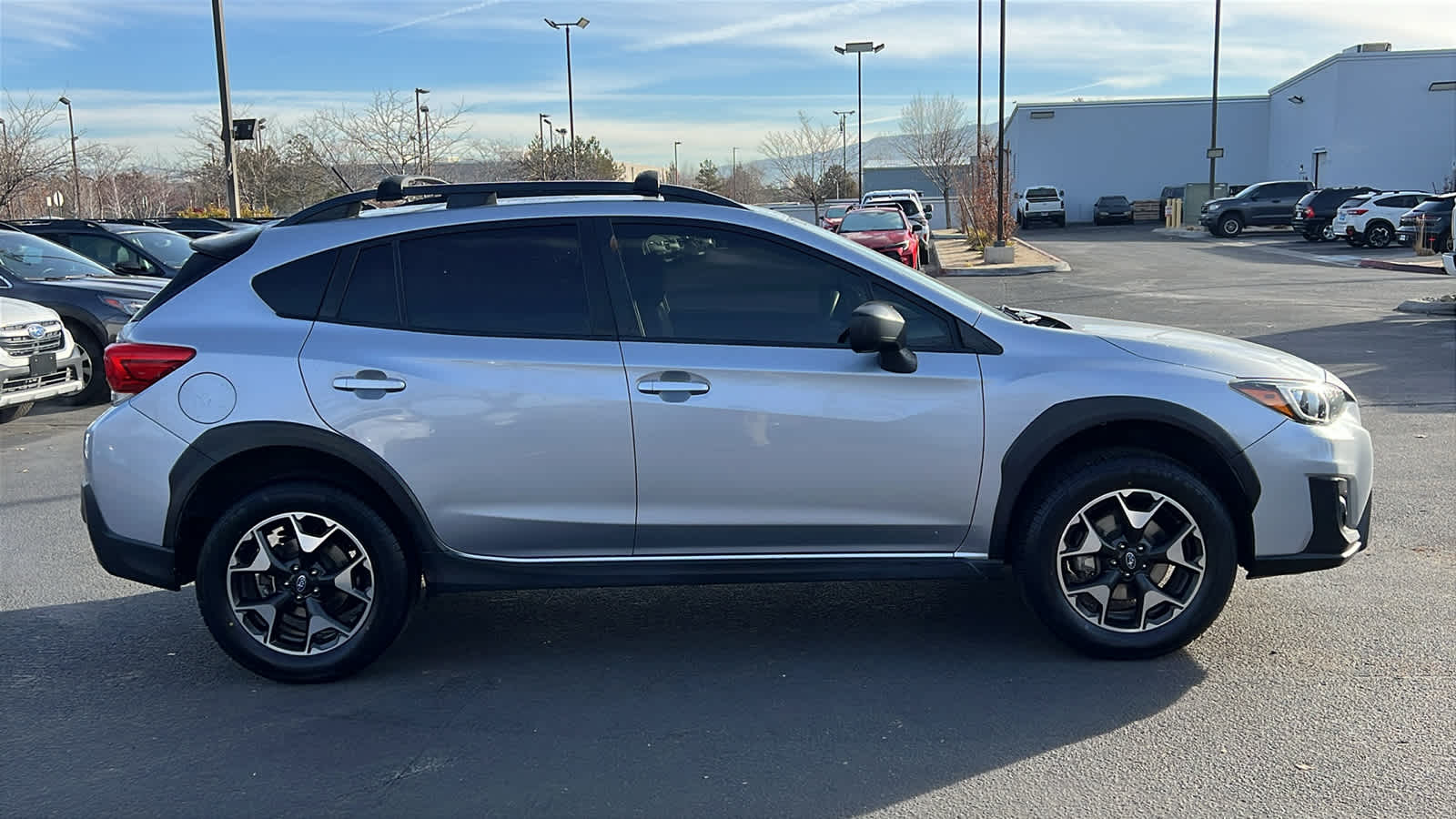 Thumbnail: 2019 Subaru Crosstrek - 4