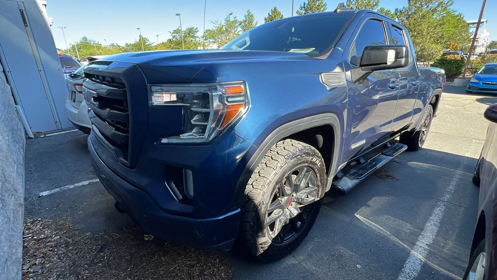 Thumbnail: 2019 GMC Sierra 1500 - 1