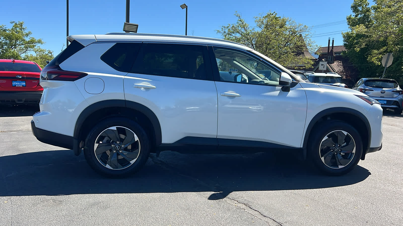 Thumbnail: 2025 Nissan Rogue - 4